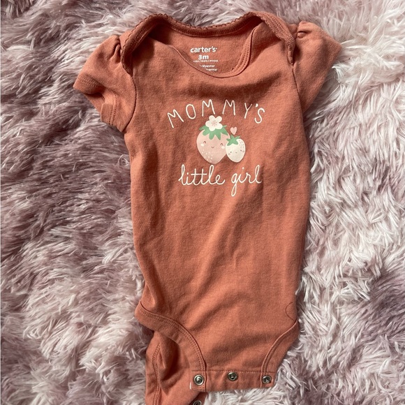 2 onesies - Picture 3 of 3